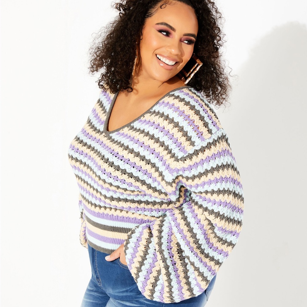 Crochet Knit Cropped Sweater NWT 1X